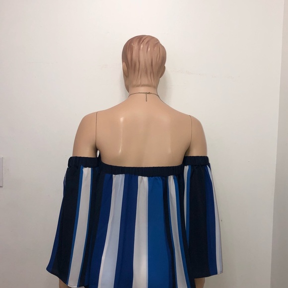 CeCe Top - Picture 3 of 3